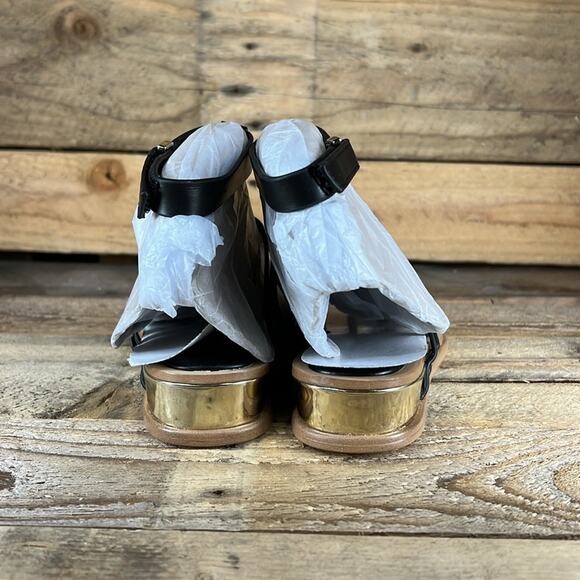 Franco Sarto Sybil Strappy Sandal - Black/Gold - 6.5 - New without box - Picture 4 of 8